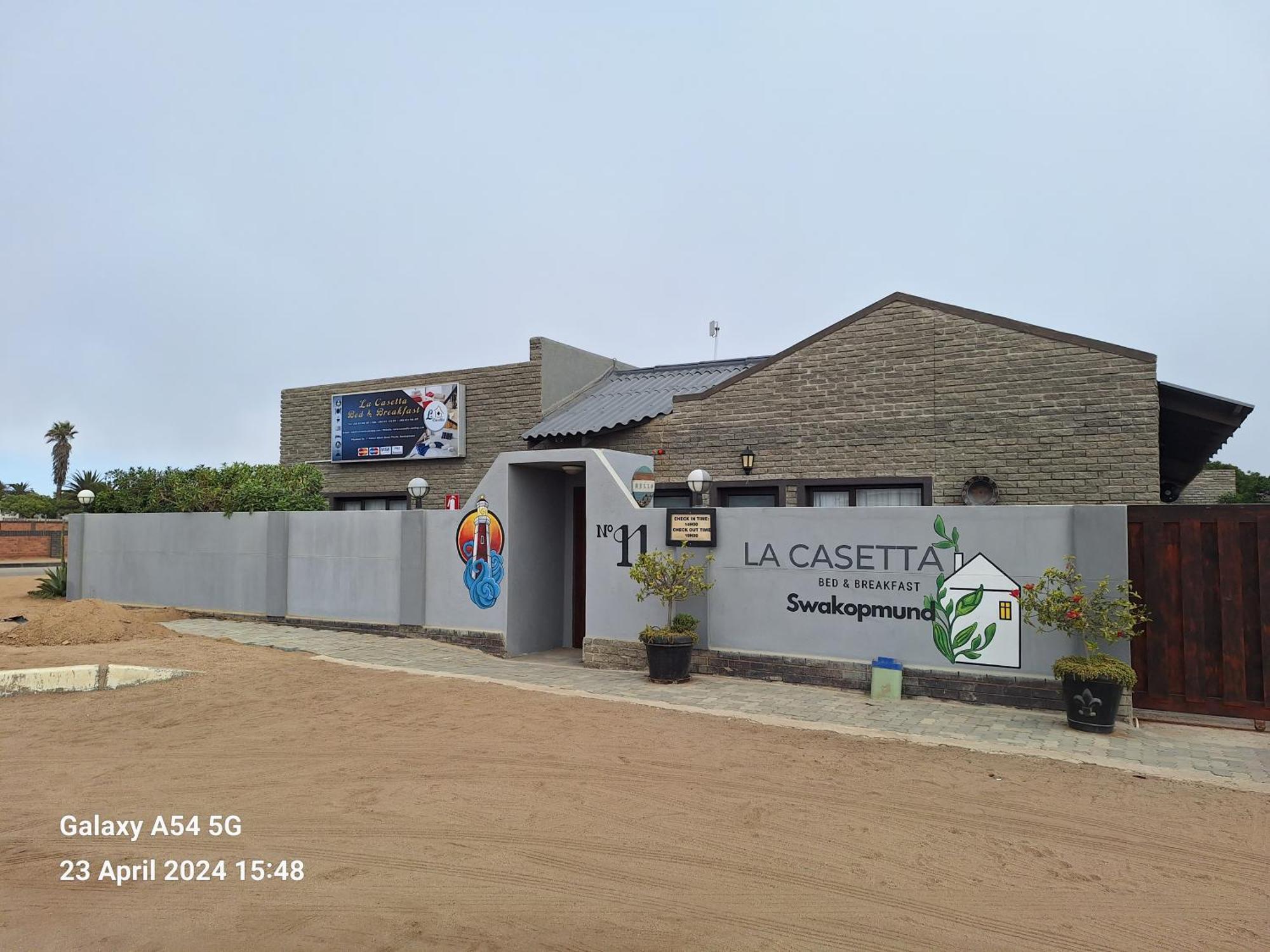 La Casetta Bed & Breakfast ซวาคอปมุนด์ ภายนอก รูปภาพ